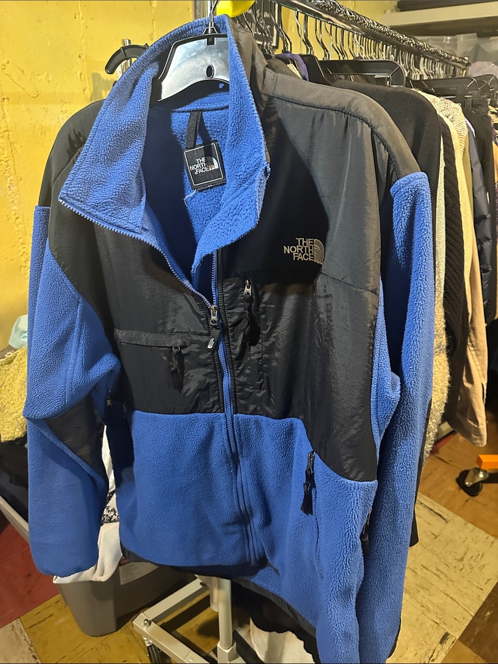 The North Face Blue and Black Men's Lightweight Fleece Jacket XXL